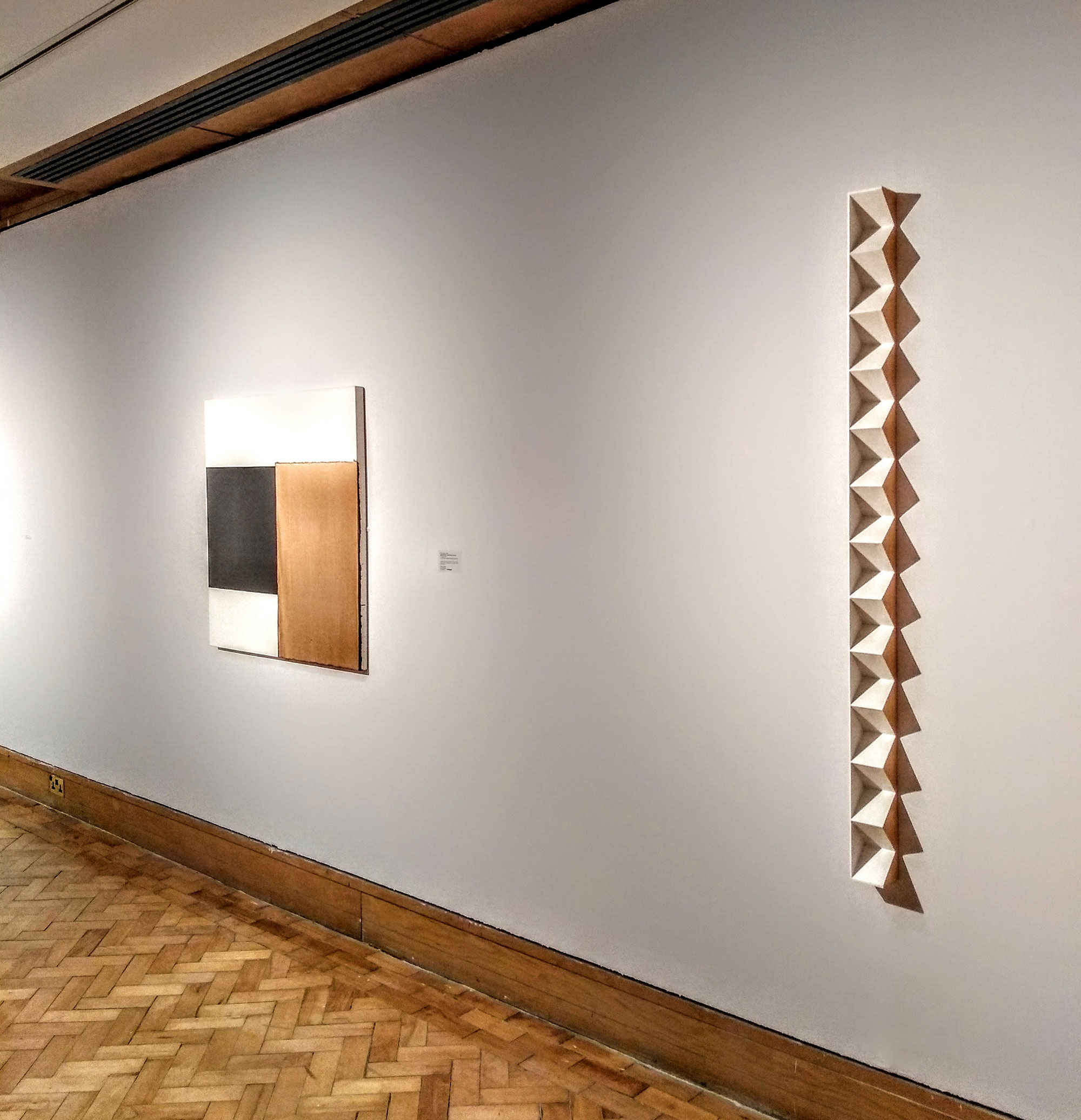 Kenneth Dingwall, For Paul Overy, 2019, casein on basswood, 152cm x 8cm x 7cm, City Art Centre Edinburgh, (Callum Innes to left)